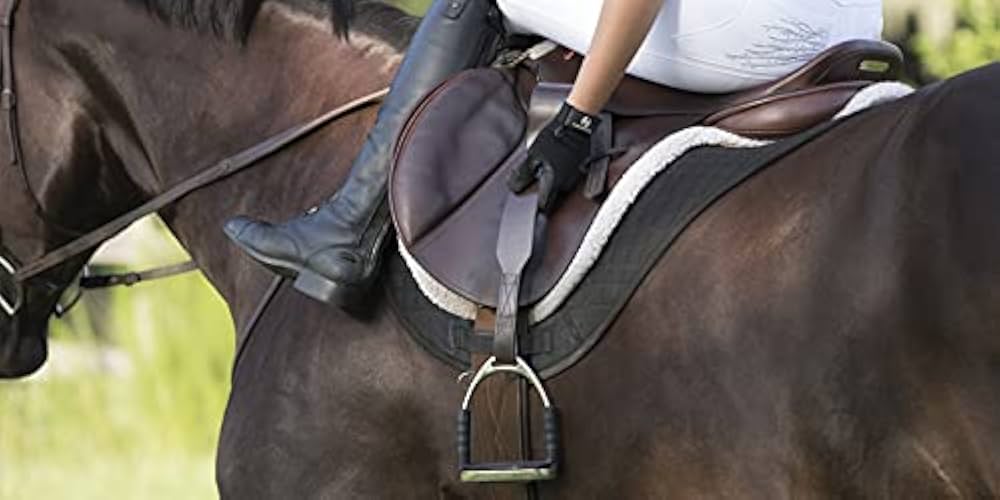 How to Measure Stirrup Leathers for Your Horse Riding?