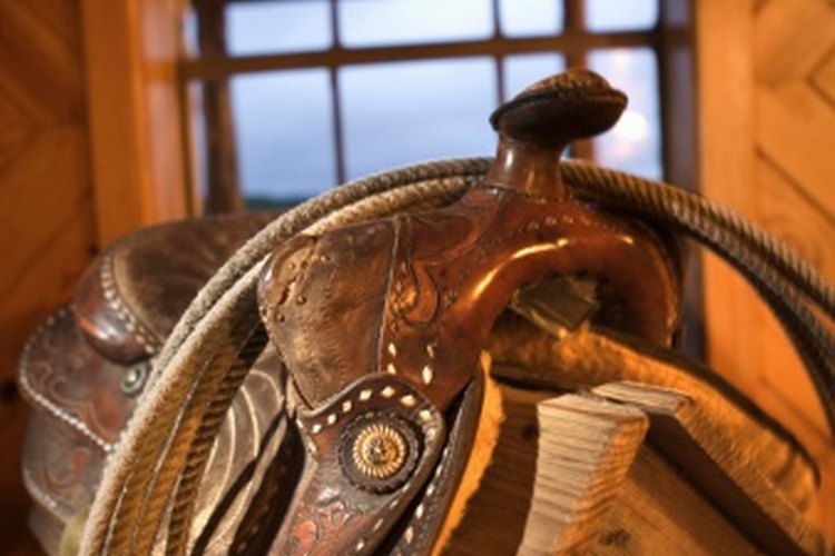 How to Make a Saddle Rack Out of Wood for Your Horse?